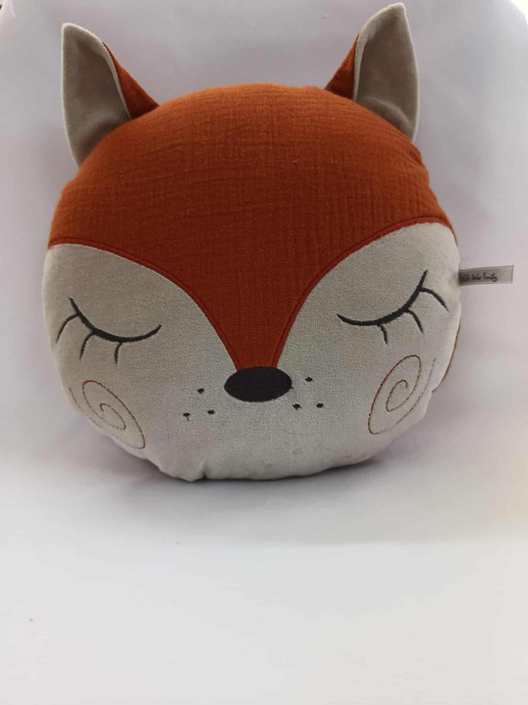 Fuchsia cushion, diameter 30 cm.