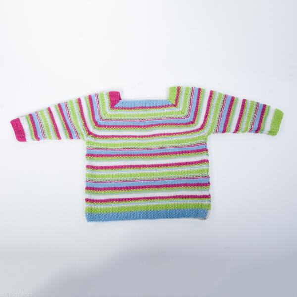 Sweater with pattern mix, hand-knitted