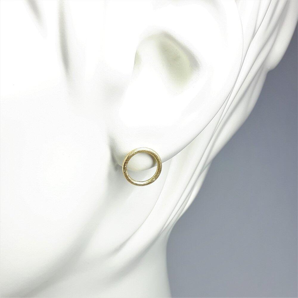 Ear studs "roundabout" in 18kt yellow gold.