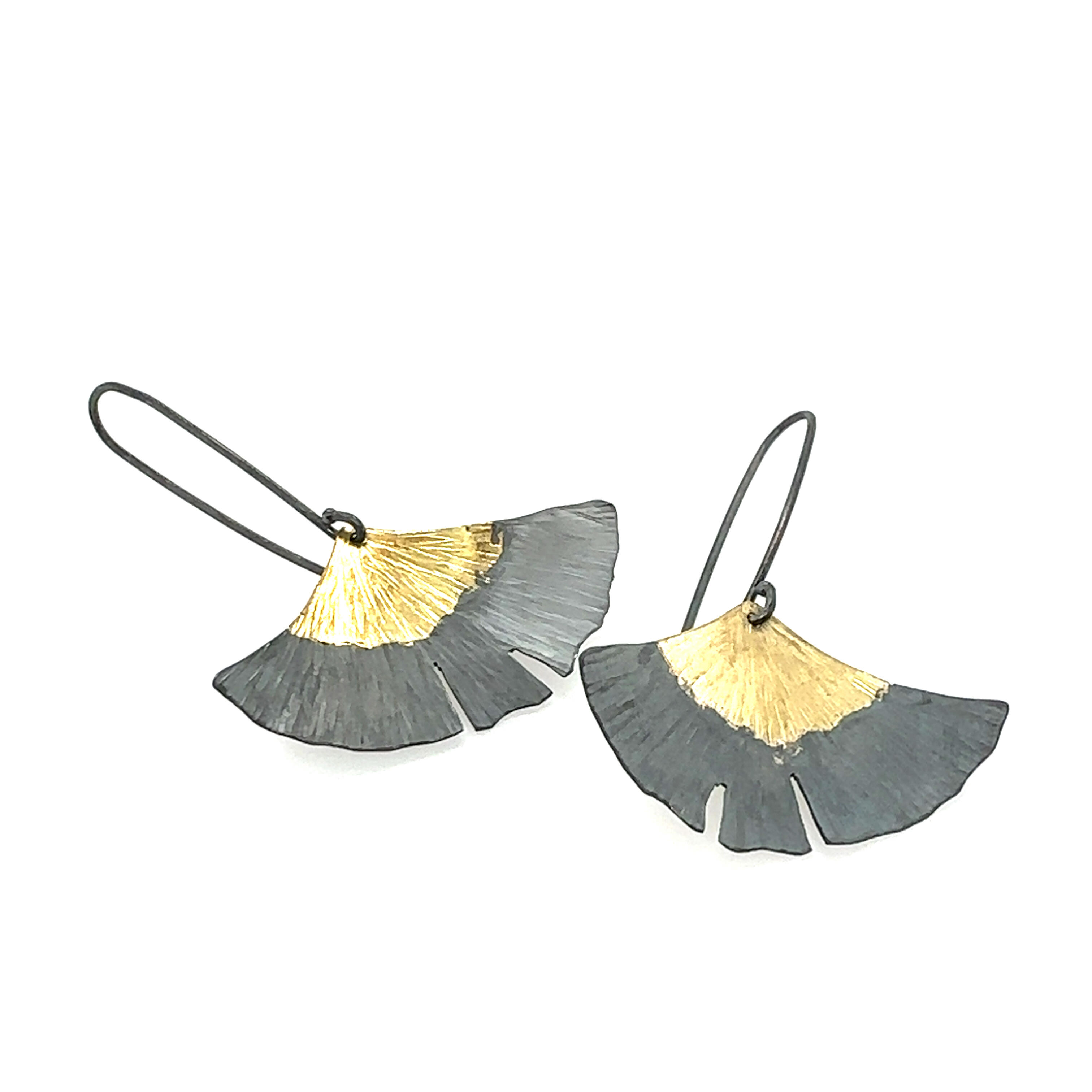 Earrings in 750/- yellow gold and 925/- silver ginkgo leaf 