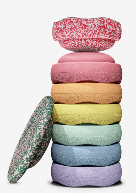 Stapelstein Blush Special Rainbow Set ensemble pastel complet, Original en rouge et blush, Board en vert foncé, 100% matériau recyclé EEP Schaumstoff, résistant à l'eau, à la salive, aux morsures et aux UV. (Copie) (Copie)