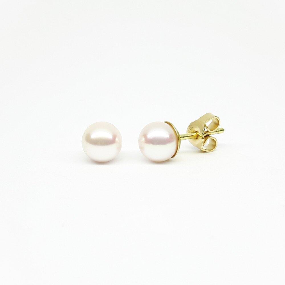 Boucles d'oreilles en or jaune 18kt et perles de culture Akoya blanches ø6,5mm.