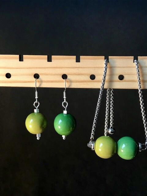 Green Tagua Nut Bracelet and Earrings Set