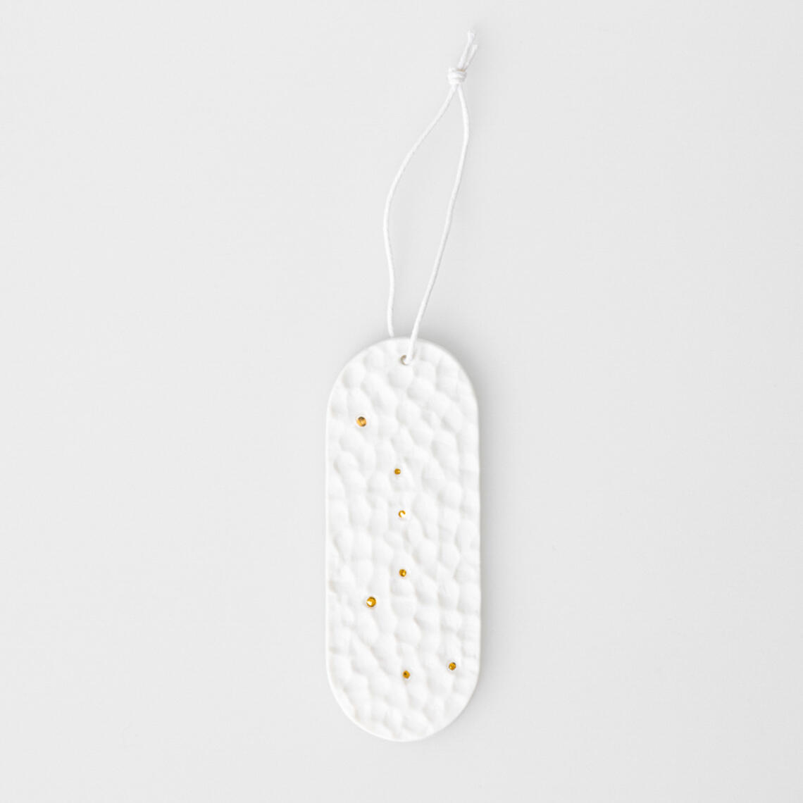 Pendentif en forme de constellation (9 × 3,5 cm)