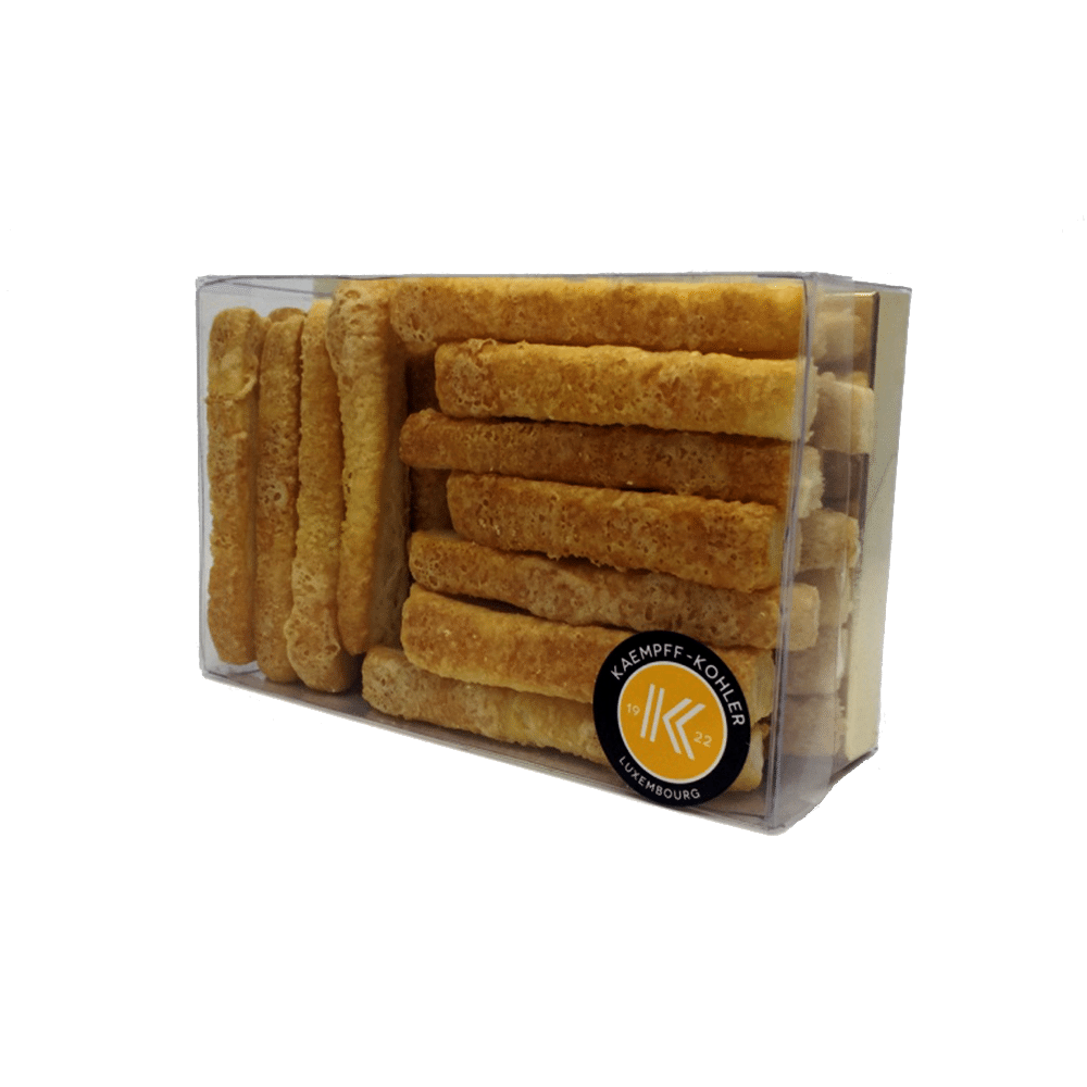 Puff pastry sticks with parmesan