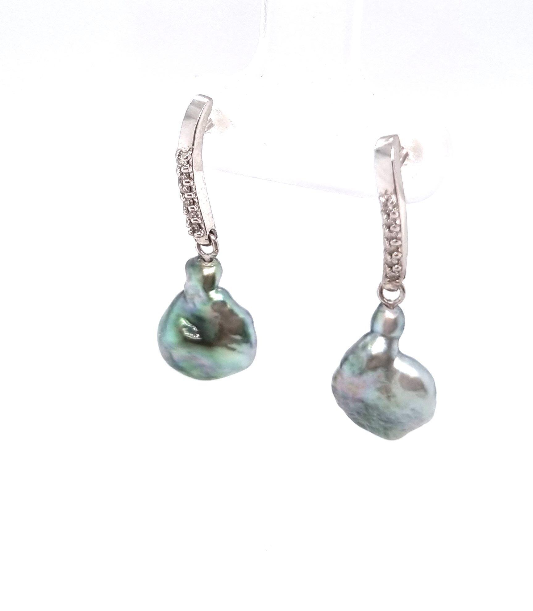 # 14K white gold earrings with keshi beads and 0.05ct natural diamonds