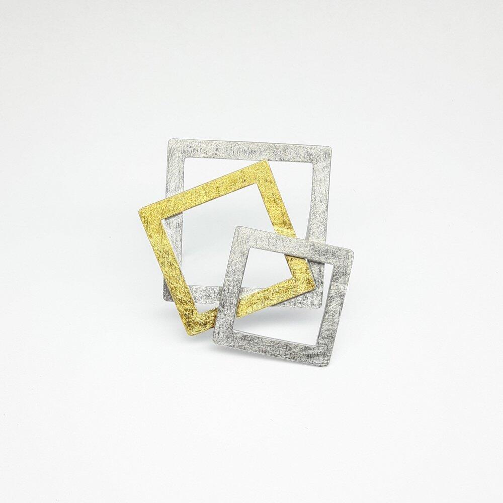 "3 squares", brooch made of 925 silver and 24kt gold. Unique piece.