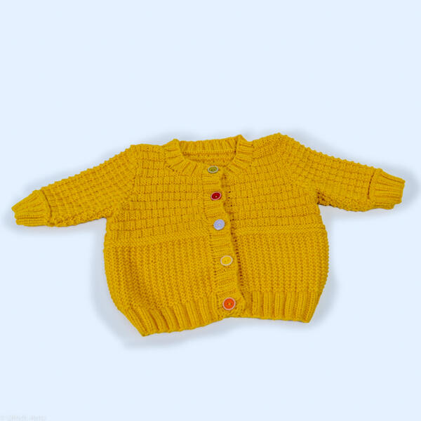 Kinderjacke mit Einstrickmuster und 3/4 Arm, handgestrickt