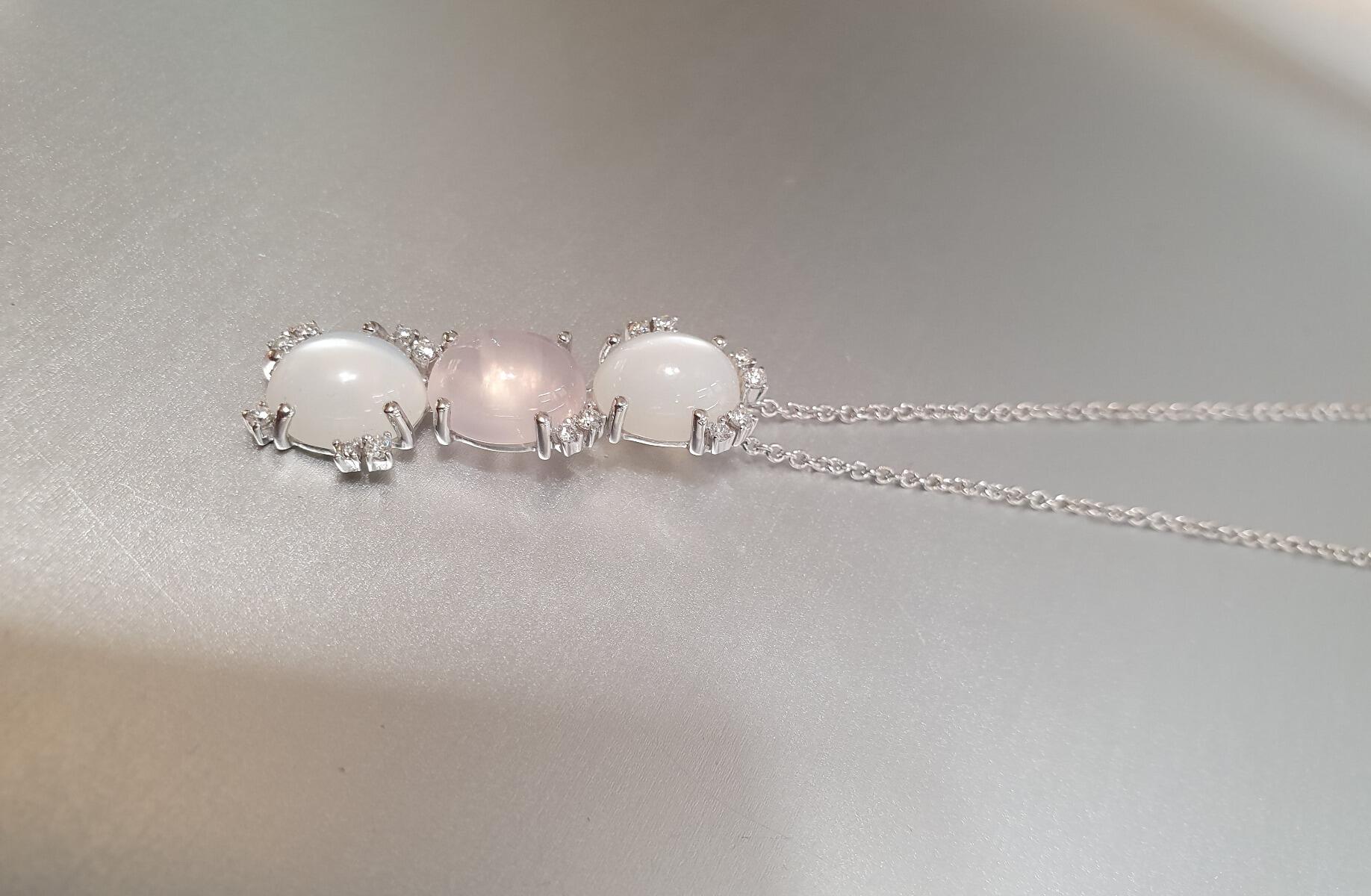 # Weißgoldkette mit Mondsteinen 3.05ct und 0.21ct natürlichen Diamanten