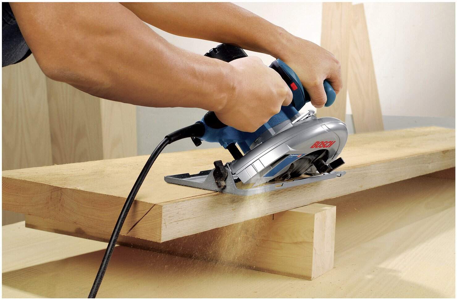 Scie Circulaire Bosch Professional GKS 12V-26 - Compacte Et Maniable Pour Travail Du Bois 87221696