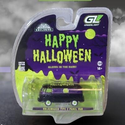 Greenlight - #GL30556 - Volkswagen VW Type 2 Panel Van - Happy Halloween - Hobby Exclusive - 1/64 