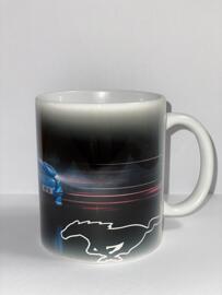 Kaffee Ford Mustang