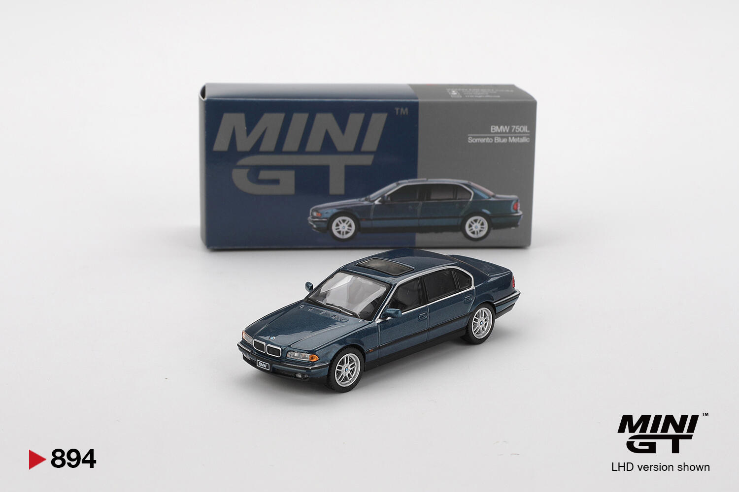 Mini GT - #MGT00894-L - BMW 750IL - Sorrento Blue Metallic - 1/64