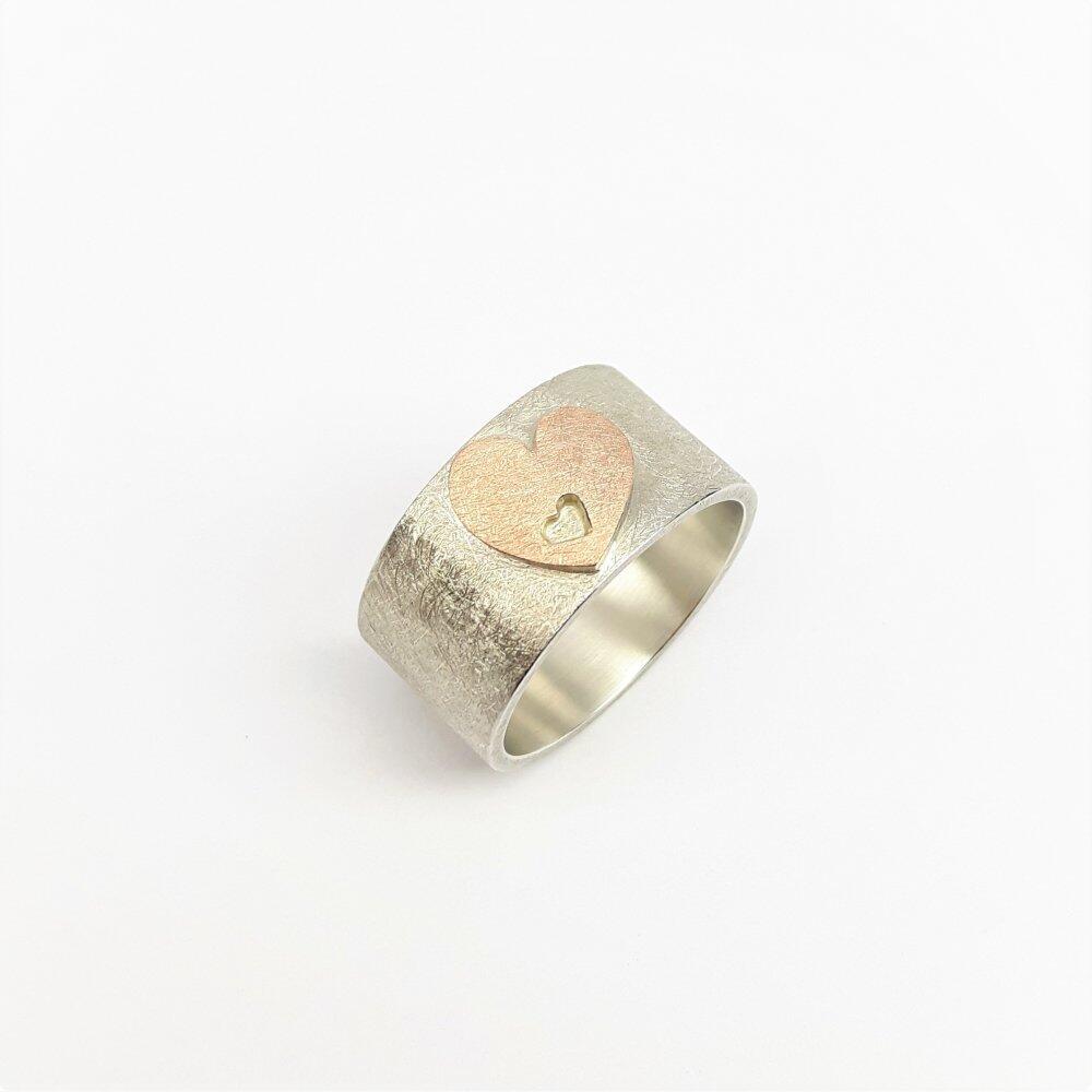 "you and me", Ring aus 925er Silber und 18kt Rotgold.