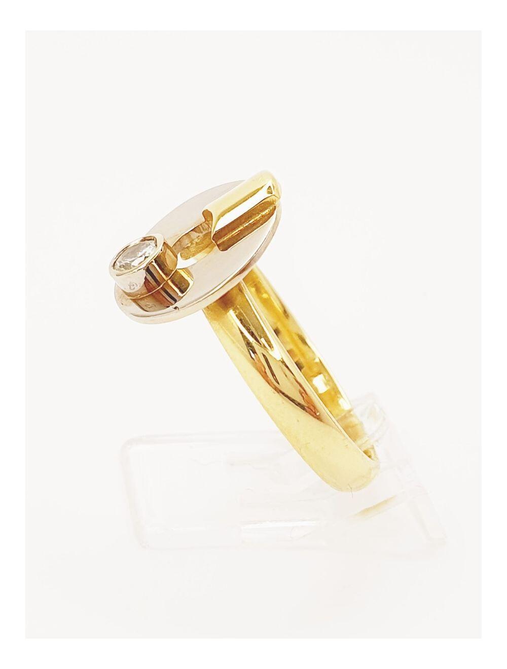 Yellow gold and white gold ring with zircon