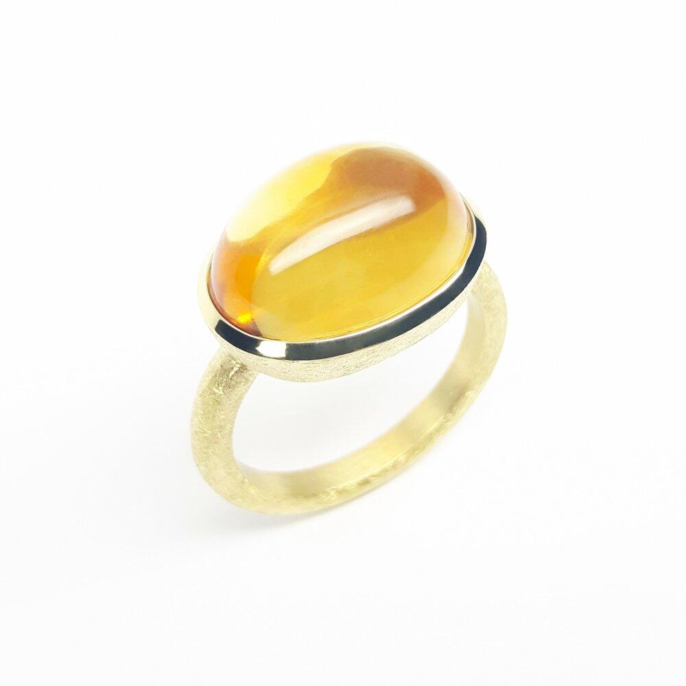 18k yellow gold ring with citrine. One of a kind.