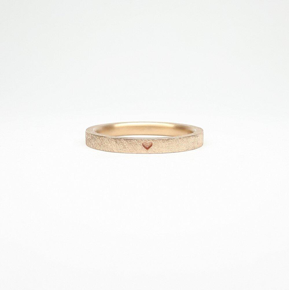 "heart", bague en or rouge 18kt.