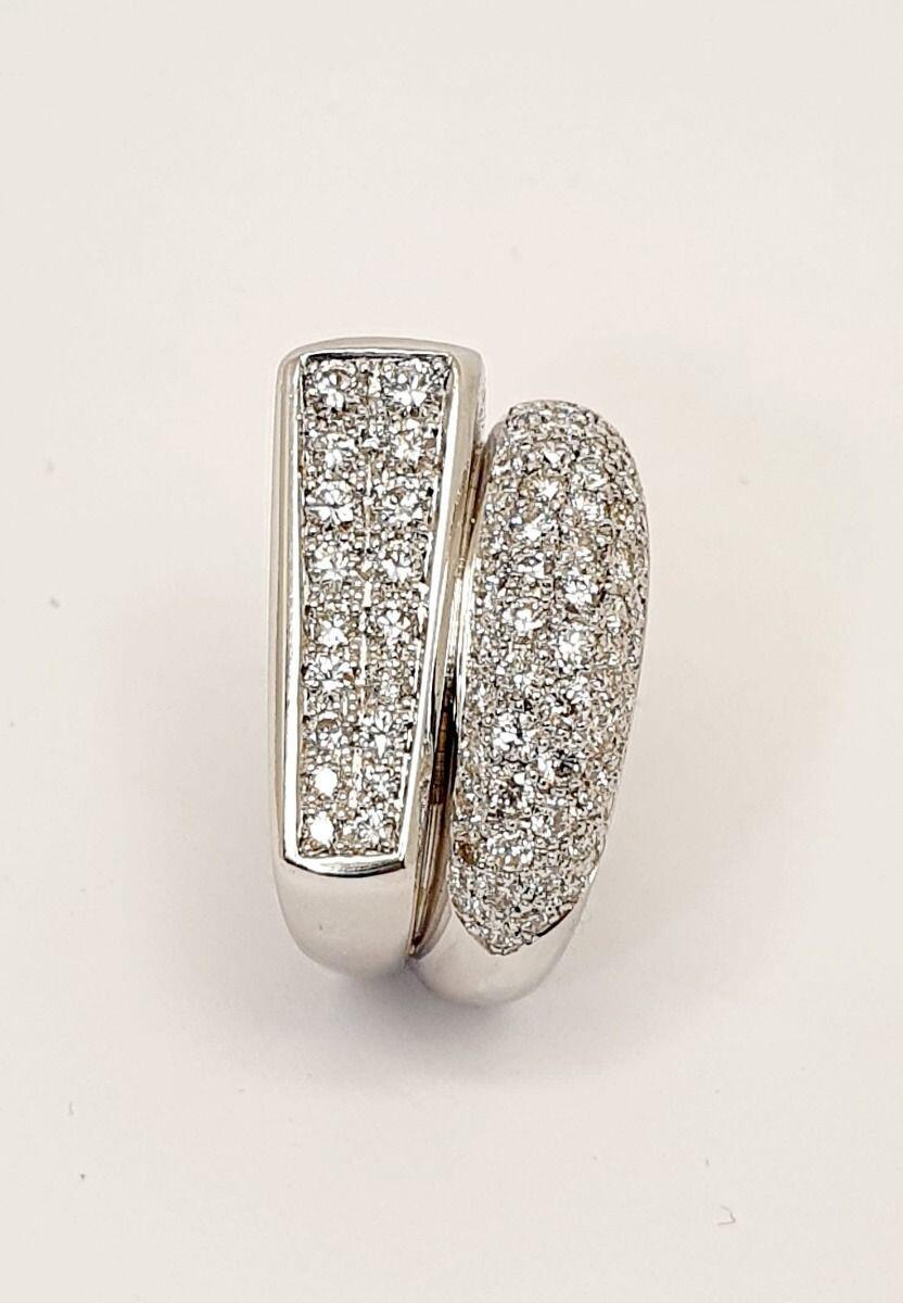 # Double bague or blanc, bague jonc et trapèze,  avec 1.40ct diamants GVS naturel
