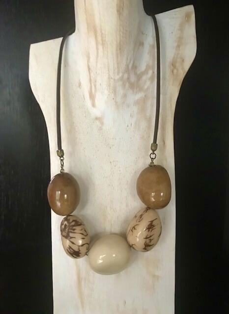 Leather necklace with 5 original Tagua nuts, organic - 50 cm