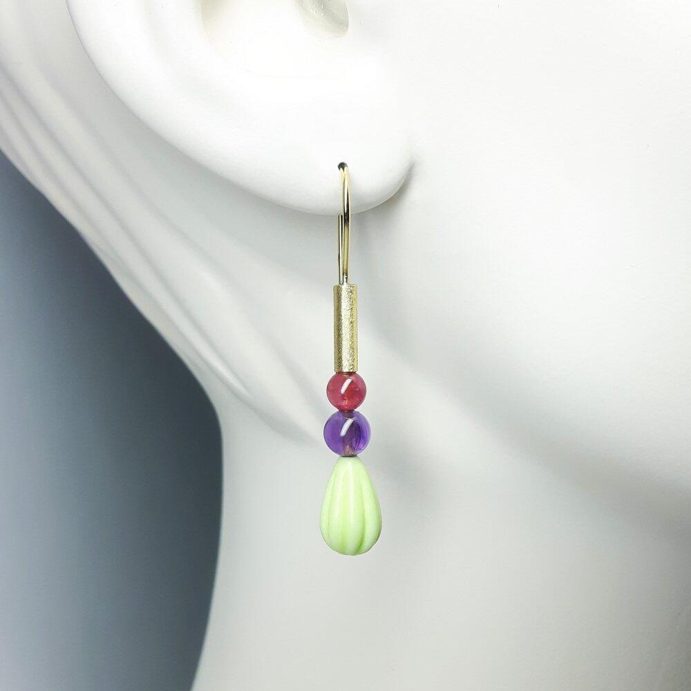 Earrings in 18kt yellow gold, chrysoprase, amethyst and tourmaline. One of a kind.