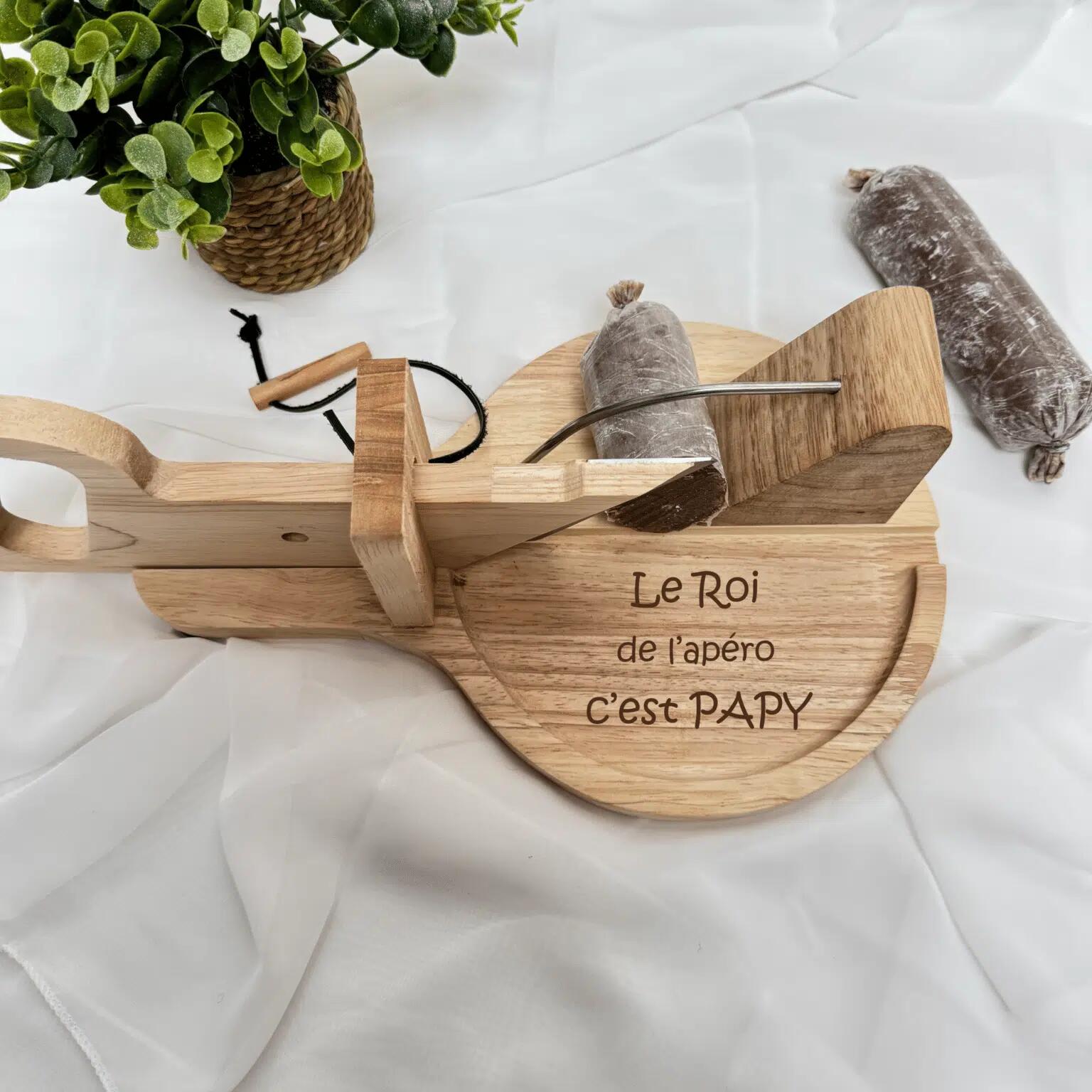 Wurstschneider aus Holz