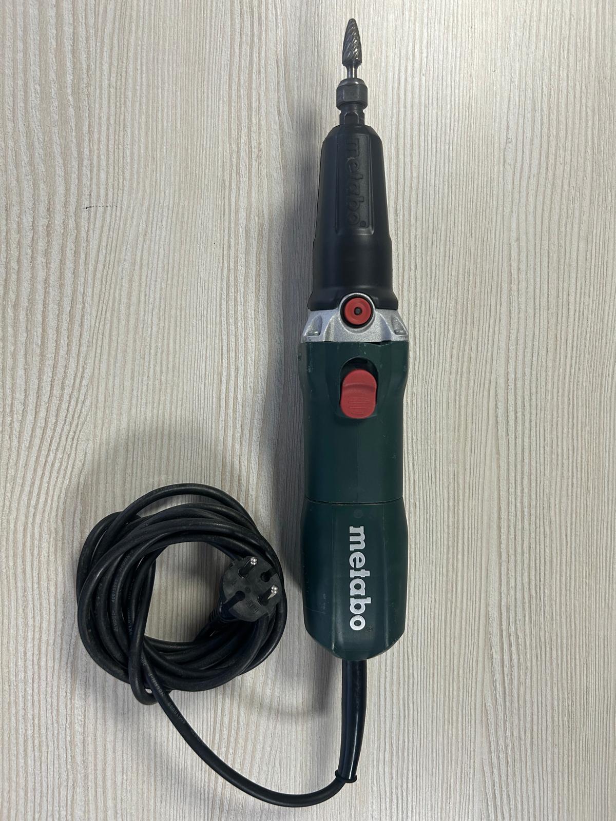 GE 710 Plus Meuleuse droite, 710 W