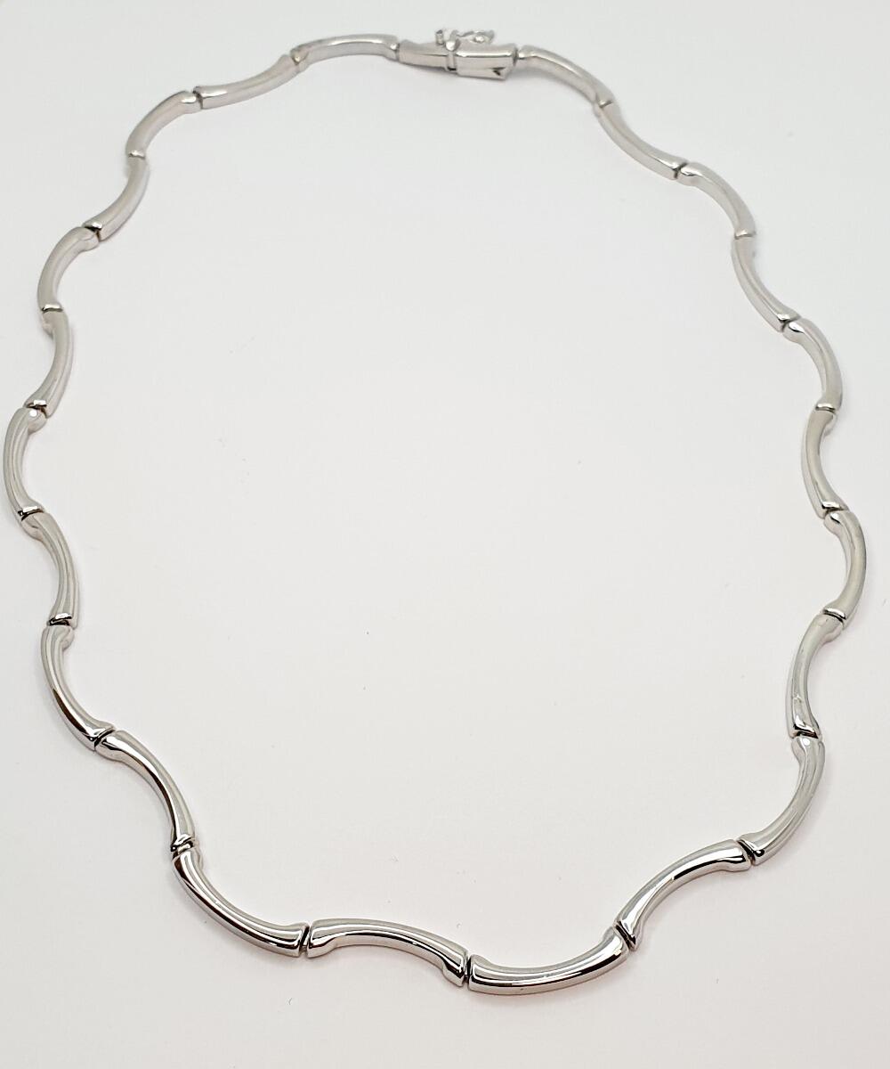 # Wellenhalskette Weißgold