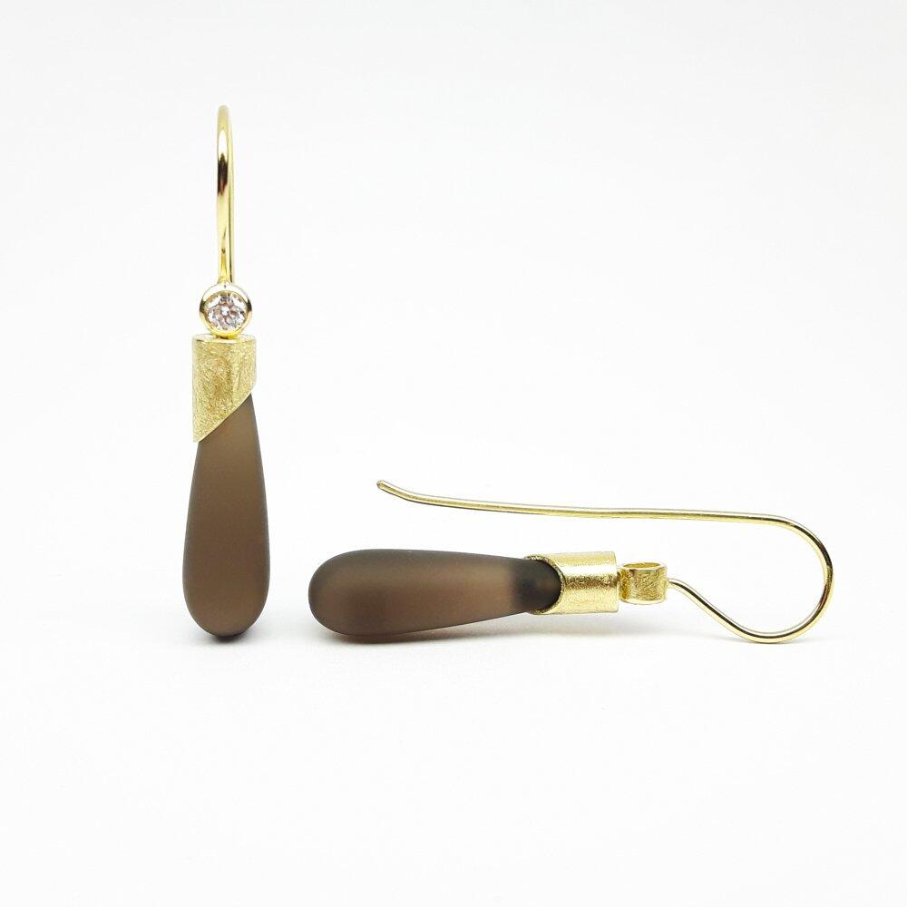 Yellow gold earrings with smoky quartz and diamonds.