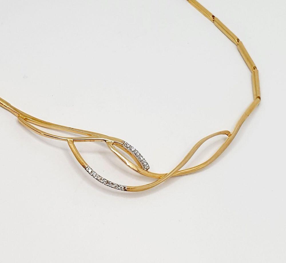 # Yellow gold fine bars necklace with 0.05ct natural diamonds