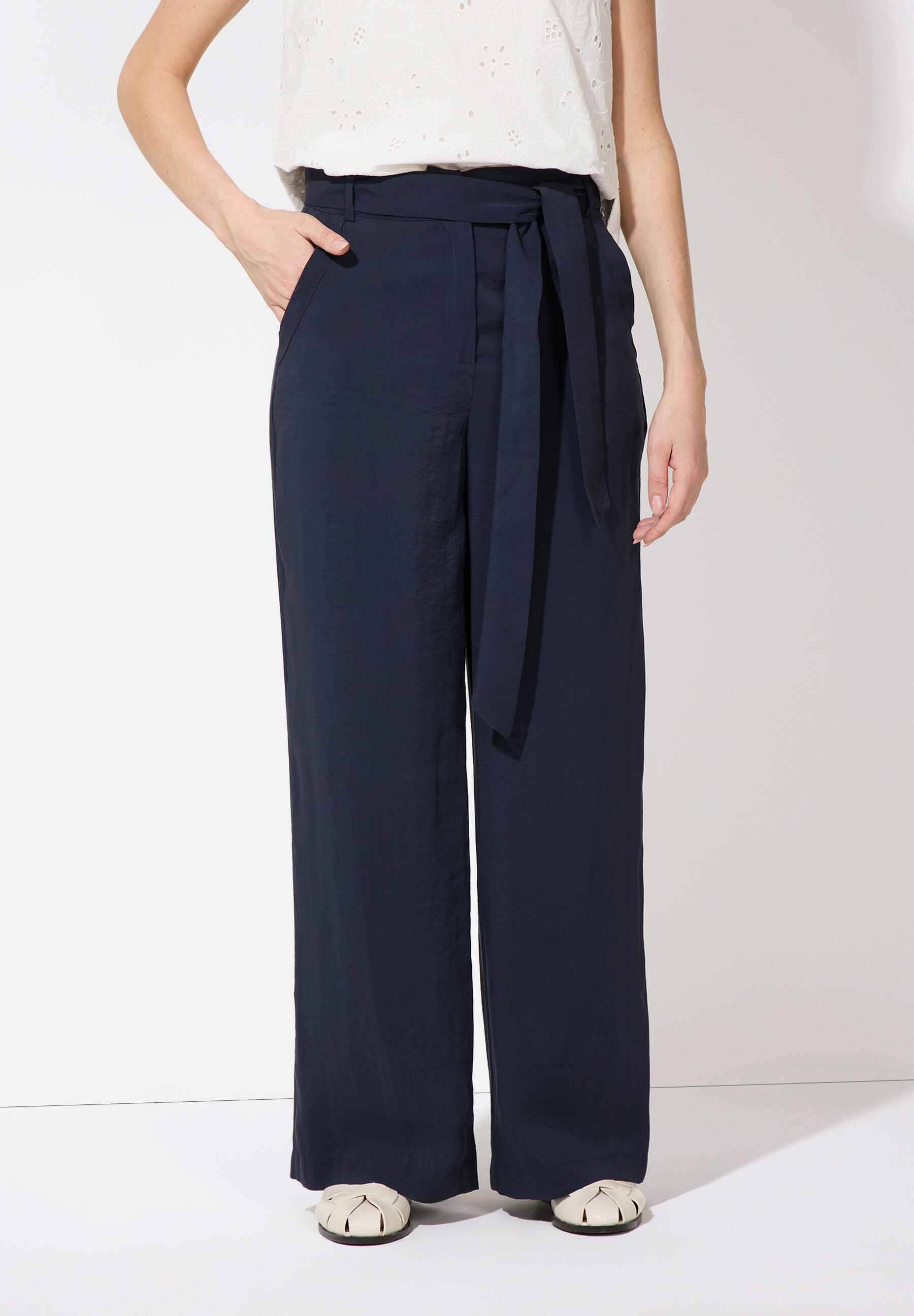 Pantalon ample en modal mélangé avec ceinture