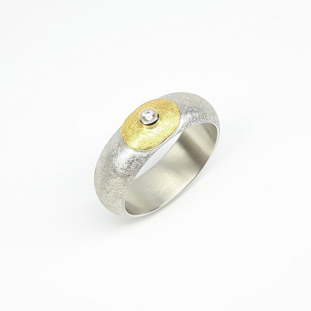 Bague en argent, or fin et diamant 0,03ct.
