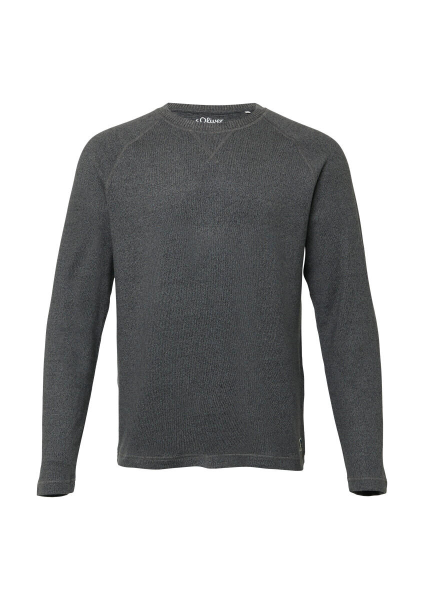 Leichter Strickpullover mit Triangel-Detail