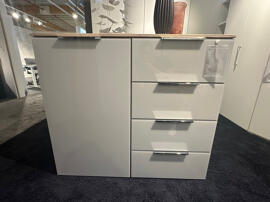 Furniture Eisleker Miwwelstrooss