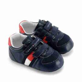 Low top sneakers TOMMY HILFIGER