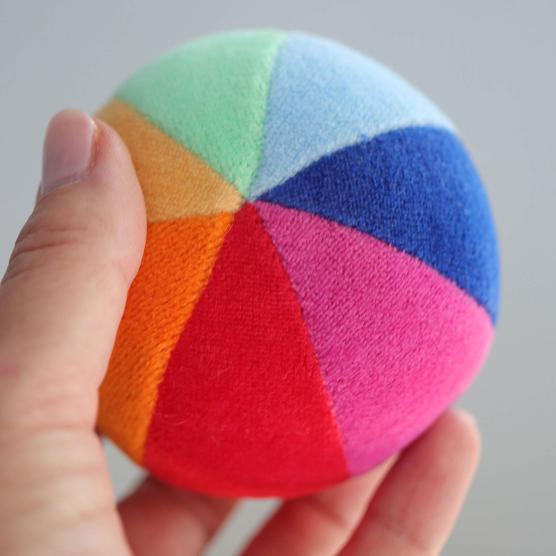 Grimms online rainbow ball