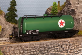 Model Trains & Train Sets Piko