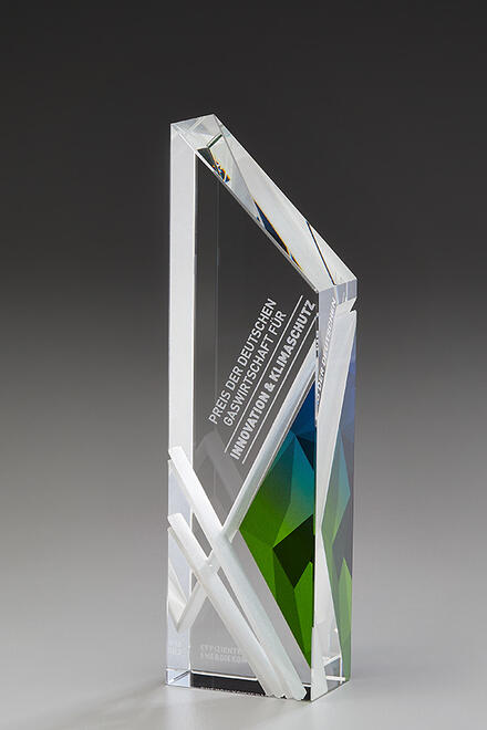 Perception Award 79083, Crystal Challenge, 230mm including engraving