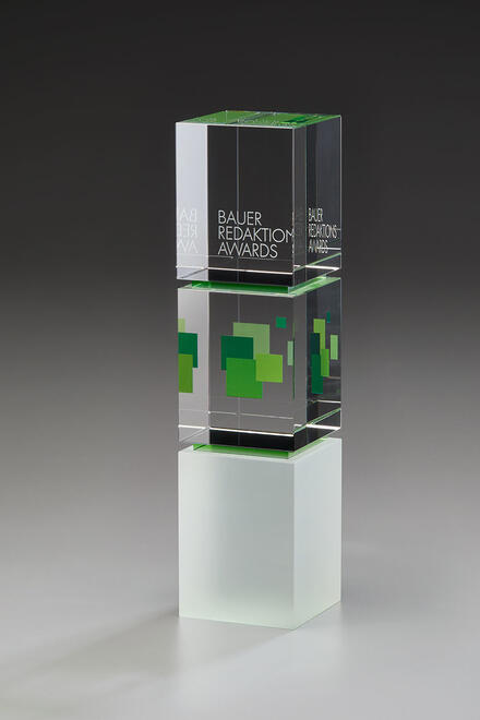 Emerald Tower Award 79056, Crystal Emerald, 245mm including engraving