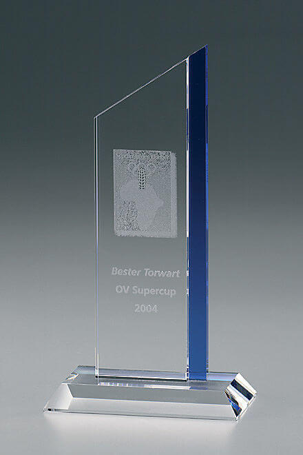 Crystal Peak Award 7952, Crystal Indigo, engraving included, available in 3 sizes