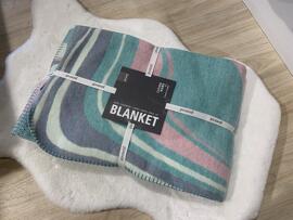 Quilts & Comforters Eisleker Miwwelstrooss