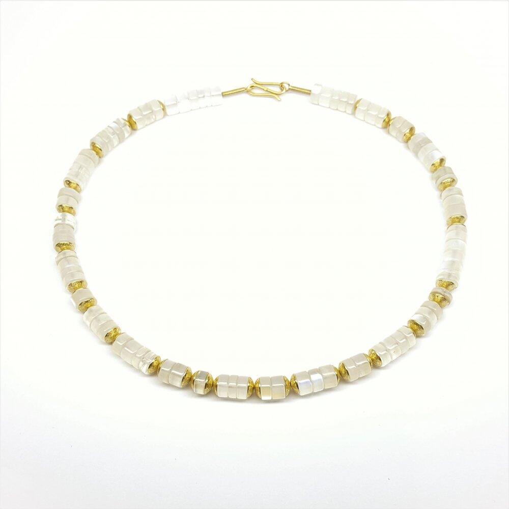 Gemstone necklace made of moonstone and 18kt yellow gold. Unique piece.