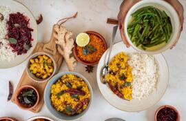 Fertige Mahlzeiten und Hauptgerichte Delikatessen Präsentkörbe Yaka by Hotel Terrace