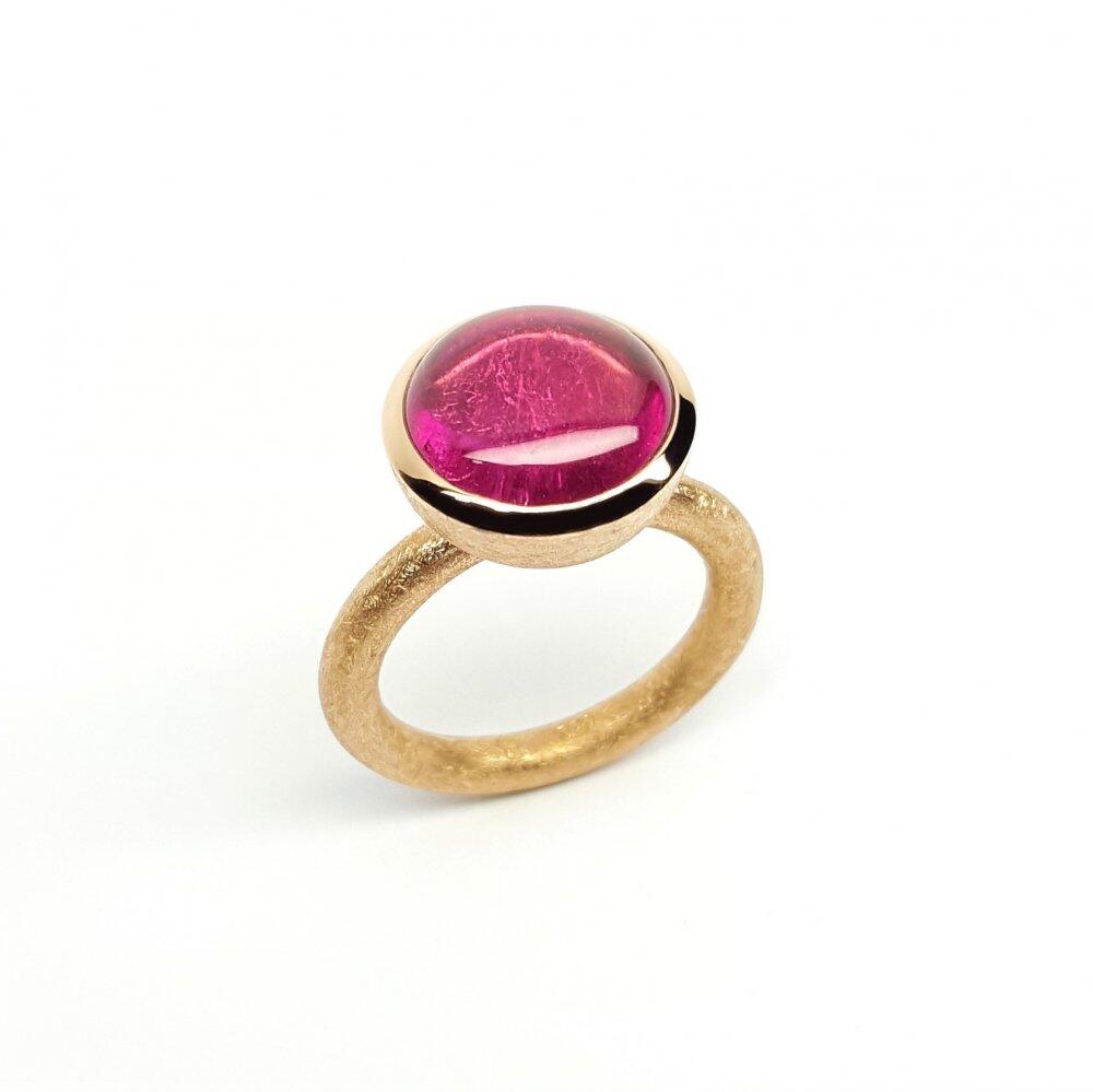 Bague "red dot", or rouge 18kt sertie d'une tourmaline rubellite. Pièce unique.