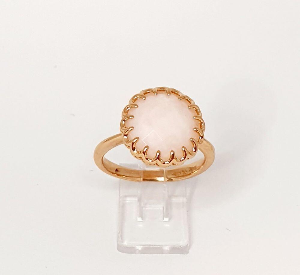 # Bague or rose avec pierre peau d'ange