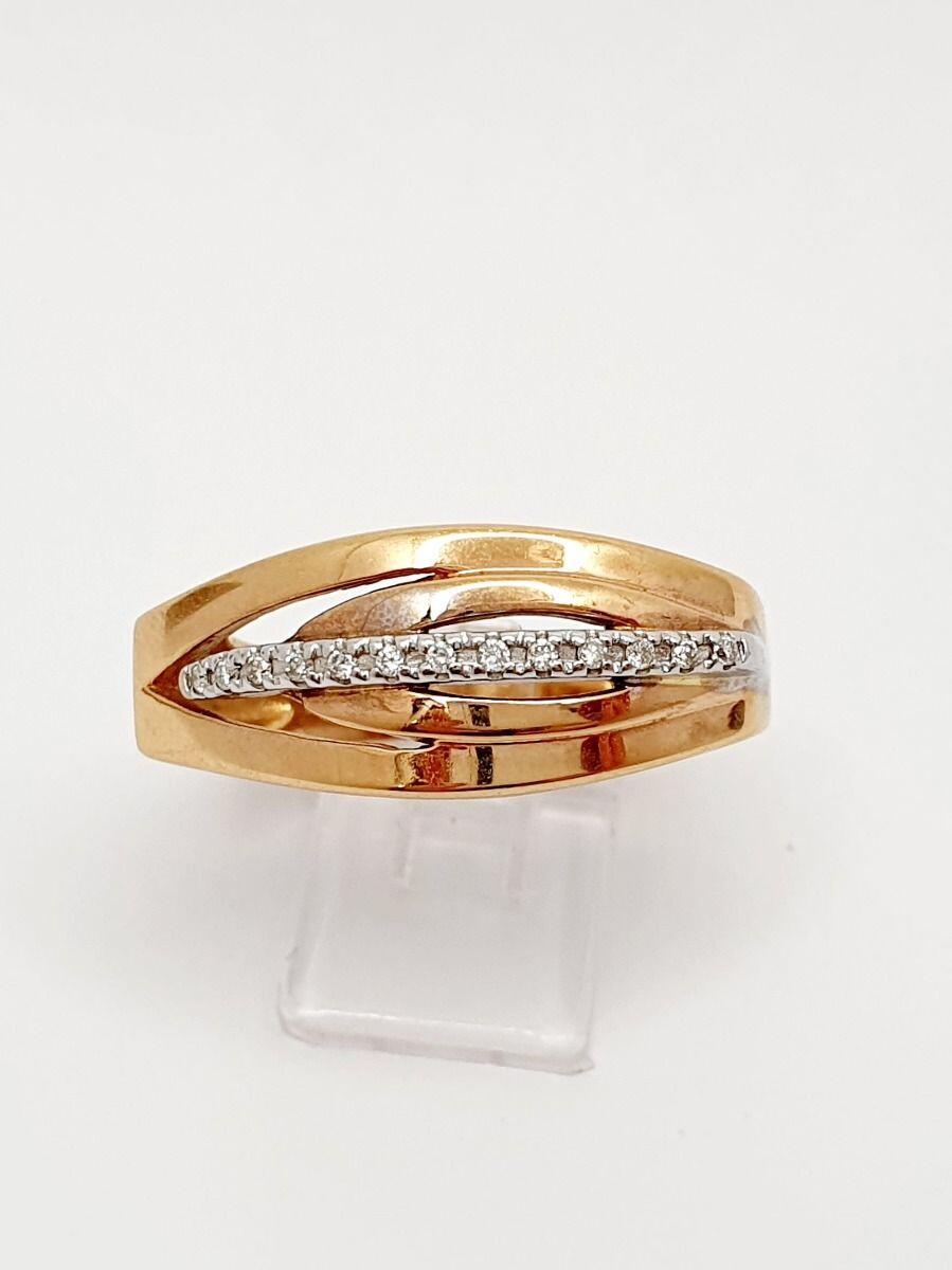 # Rose gold and white gold ring with 0.10ct natural diamonds