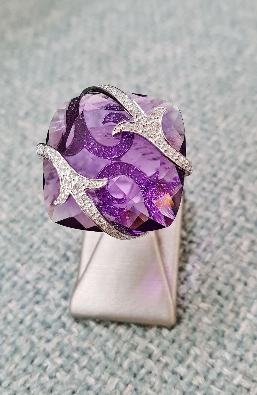 # Unique white gold ring with amethyst and 0.25ct natural diamonds