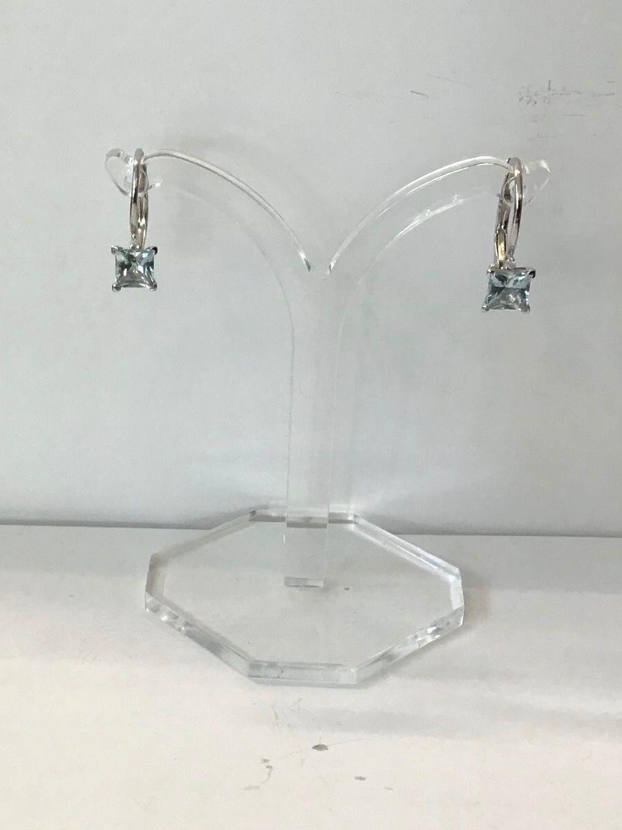 # White gold hook earrings with aquamarine and 0.02ct natural diamonds