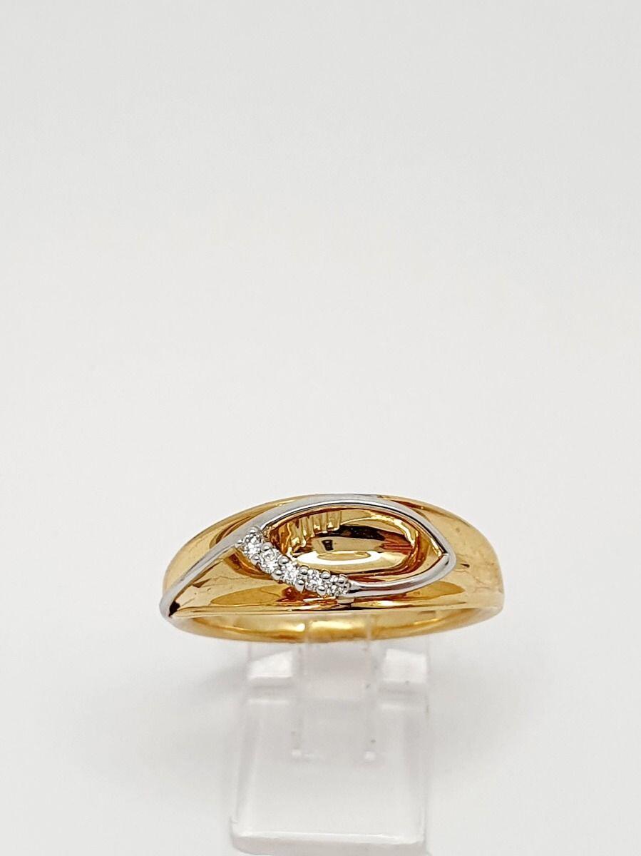 # Yellow and white gold ring with 0.05ct natural diamonds