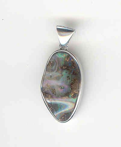 # 925ct silver and opal pendant