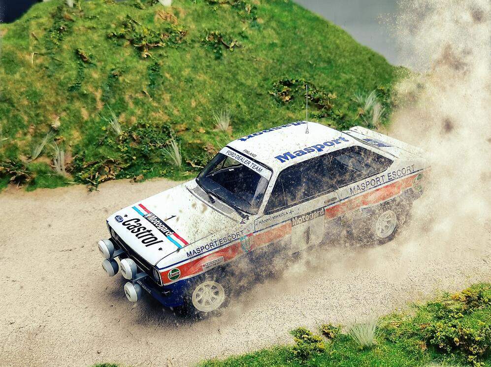 Modèle Réduit Ford Escort Mkii  Night Version  Nr10 2nd Rally Rac Lombard 1979 Rbrookes Pwhite